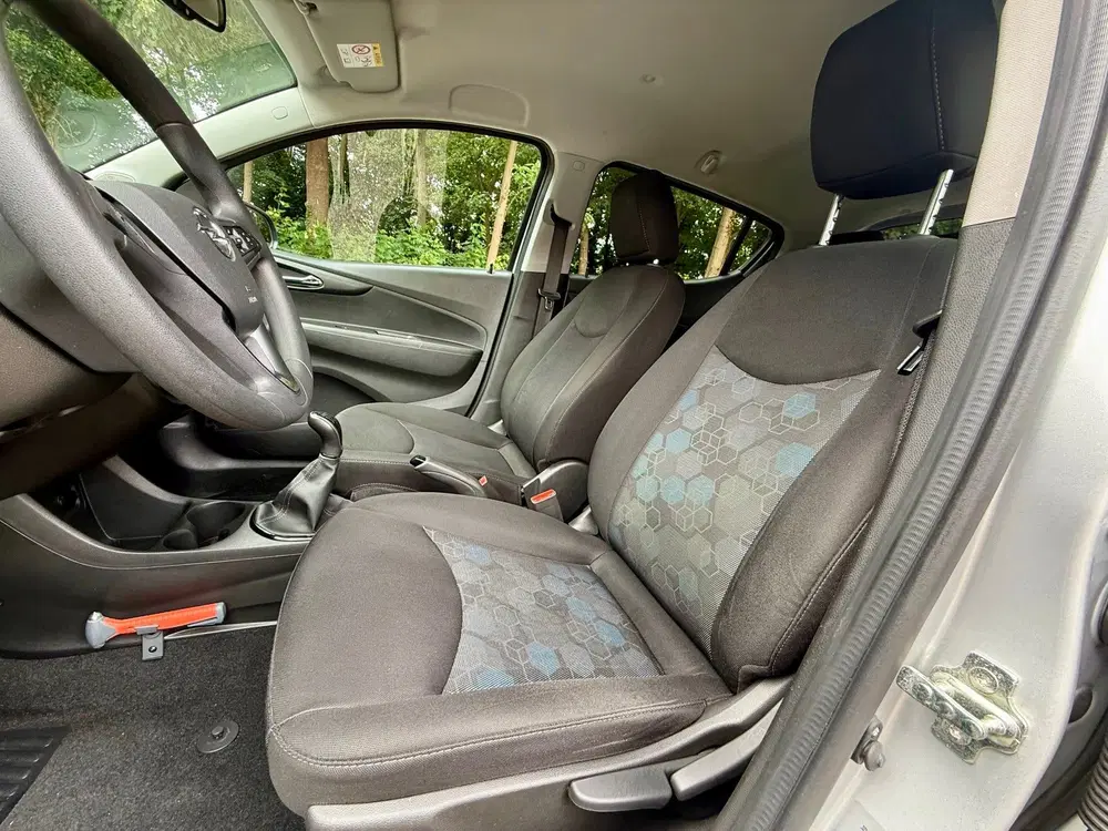 Opel Karl 1.0 Rocks Online Edition Carplay uit 2019, foto 9
