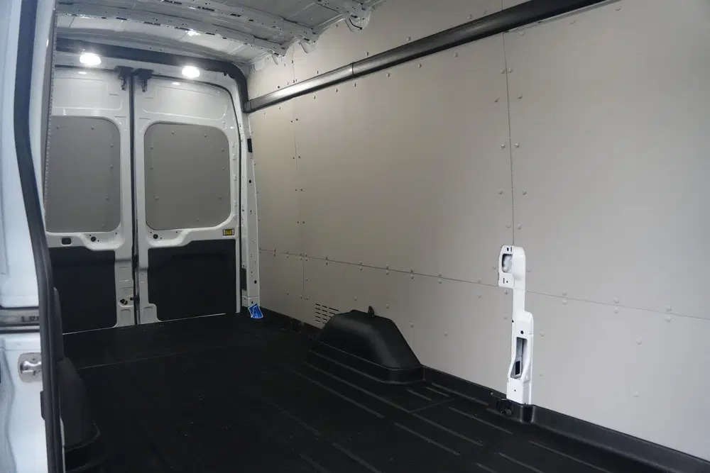 Ford Transit 350 2.0 TDCI L4H3 Trend RWD 130pk uit 2024, foto 13