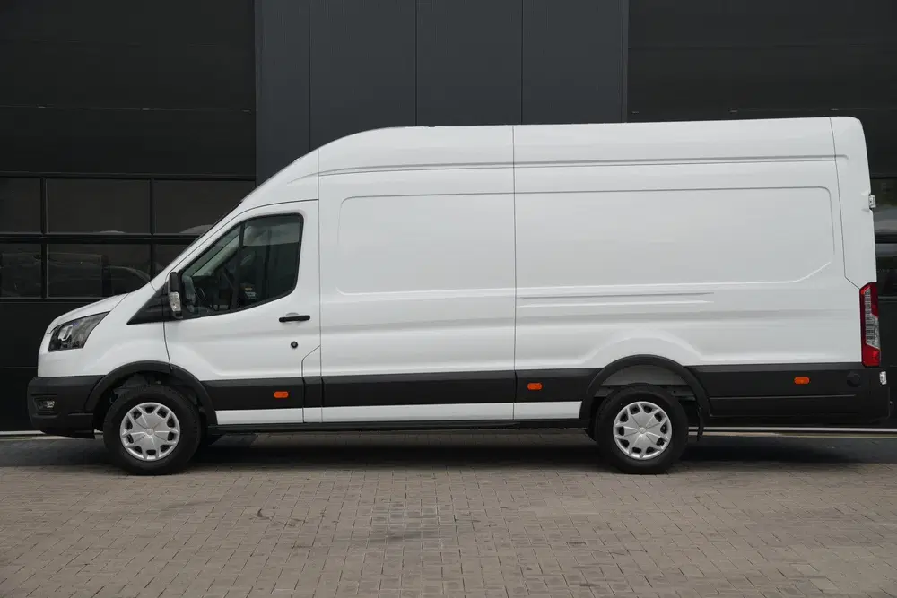 Ford Transit 350 2.0 TDCI L4H3 Trend RWD 130pk uit 2024, foto 9