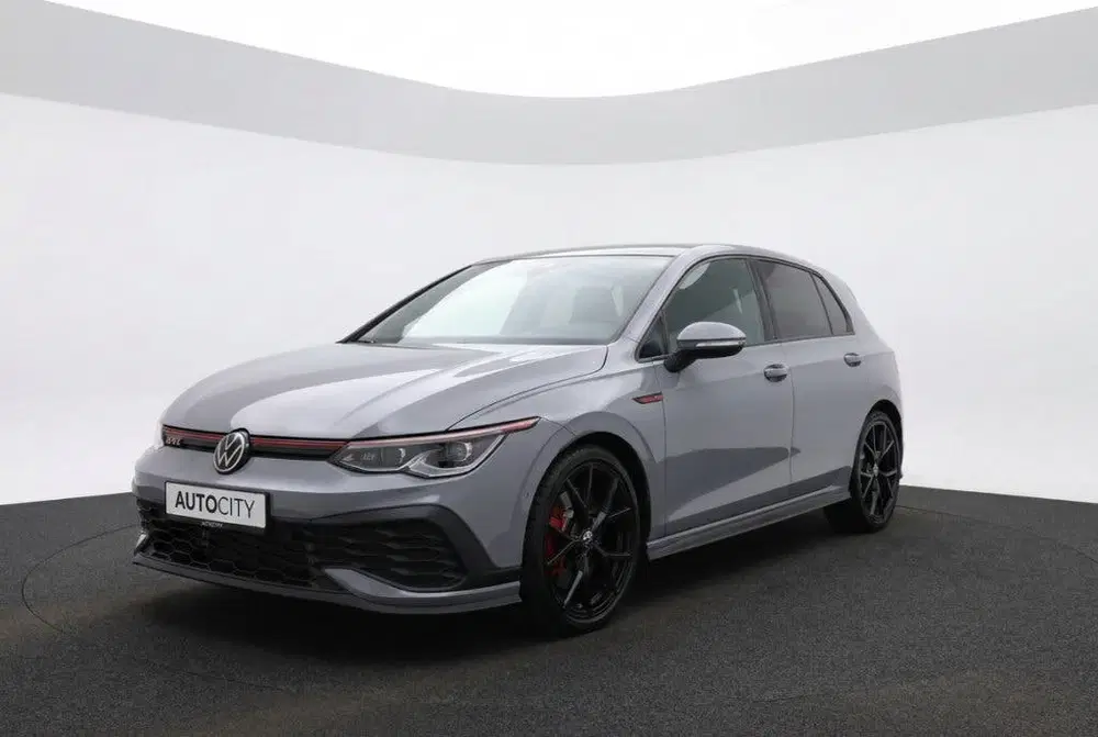 Volkswagen Golf 2.0 GTI Clubsport 300PK Pano uit 2021