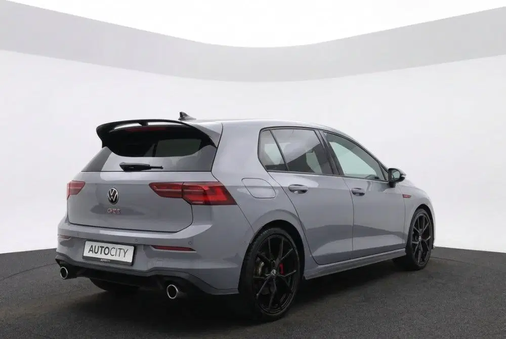 Volkswagen Golf 2.0 GTI Clubsport 300PK Pano uit 2021, foto 3