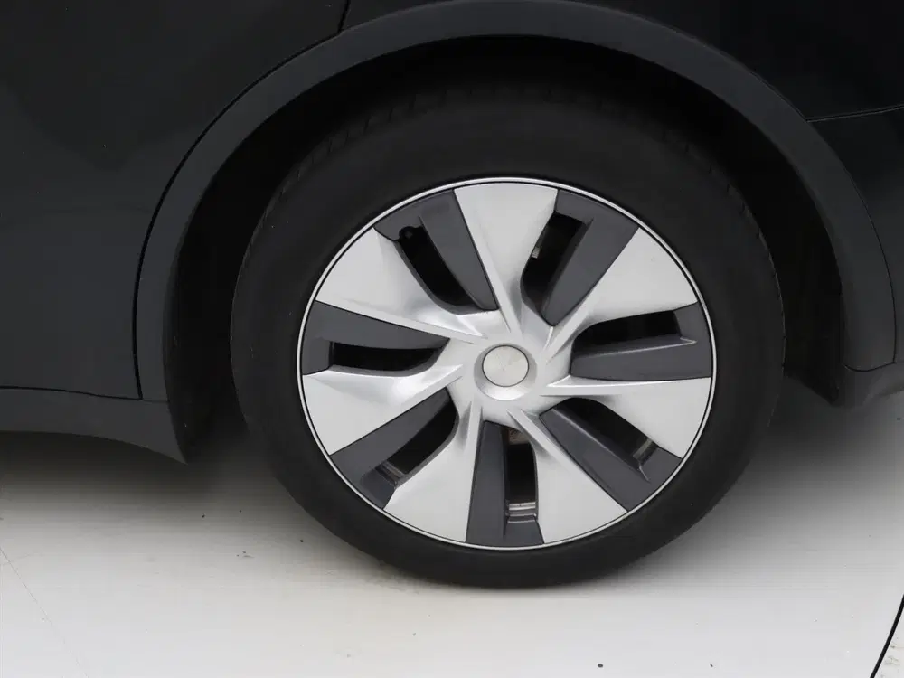 Tesla Model Y Standard RWD Plus 95% SoH [ AMD RYZEN+AUTO uit 2024, foto 14