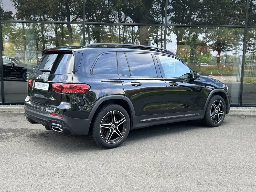 Mercedes-Benz GLB 180 AMG 7-zits uit 2022, foto 2