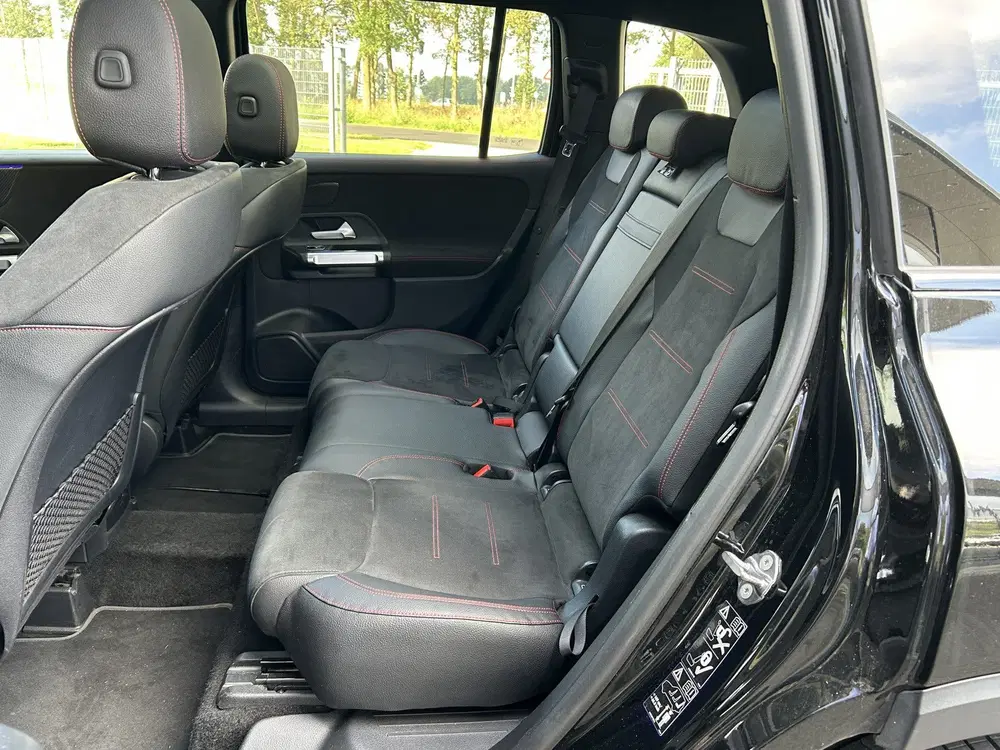 Mercedes-Benz GLB 180 AMG 7-zits uit 2022, foto 8