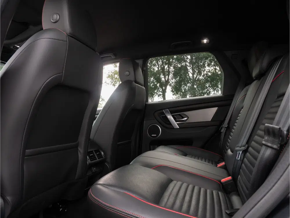 Land Rover Discovery Sport 1.5 P300e 309pk PHEV Dynamic SE S uit 2023, foto 15