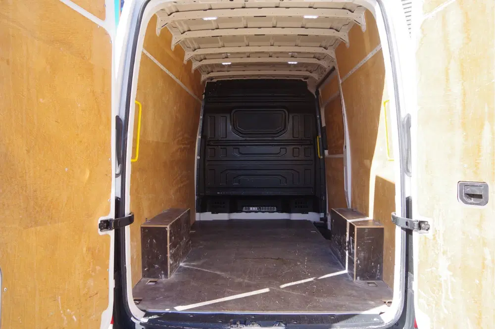 MAN TGE 3.140 35 2.0 L3H3(L2H2) 3-ZITS AUT. TREKHA uit 2021, foto 9