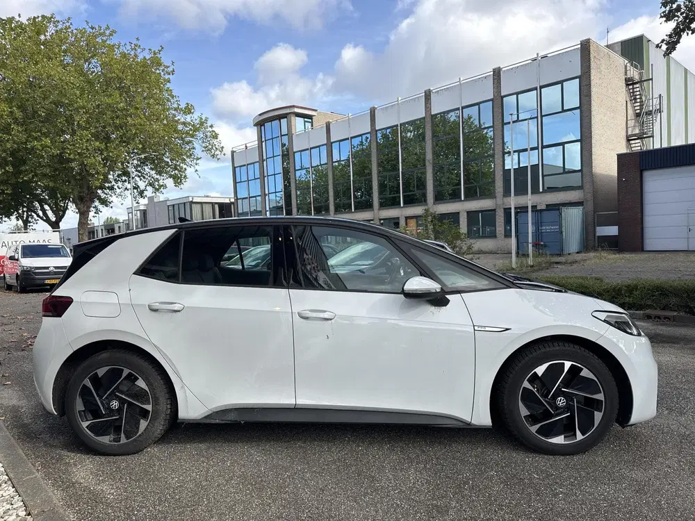Volkswagen ID.3 Life 58 kWh uit 2020, foto 4