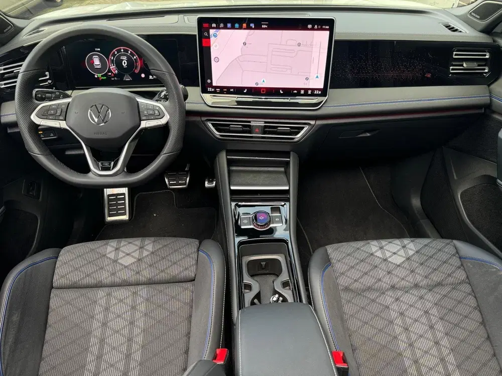 Volkswagen Tiguan 1.5 eTSI R-Line [Pano uit 2024, foto 10