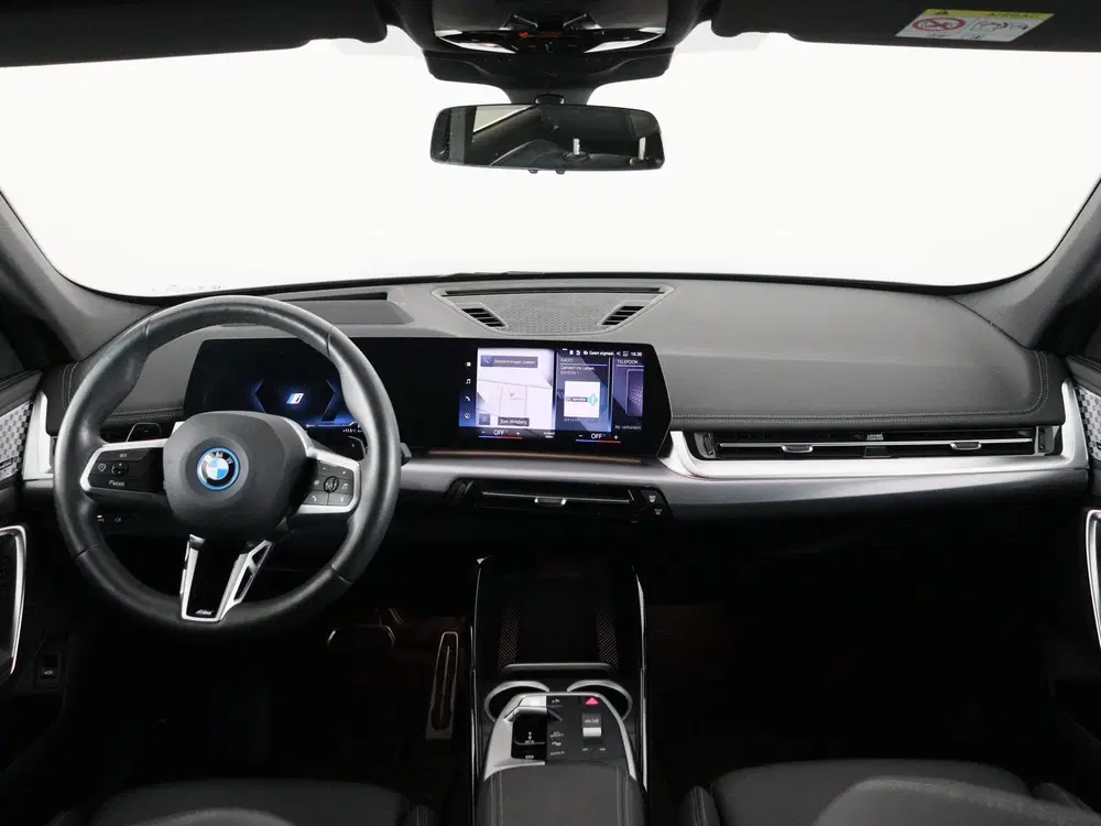 BMW X1 xDrive30e SoH 100% (bj 2023 uit 2023, foto 14