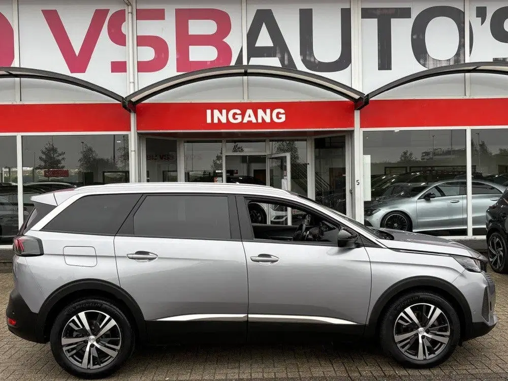 Peugeot 5008 1.2 HYBRID 136PK AUT. ALLURE FACELIFT 7-PR uit 2024, foto 4