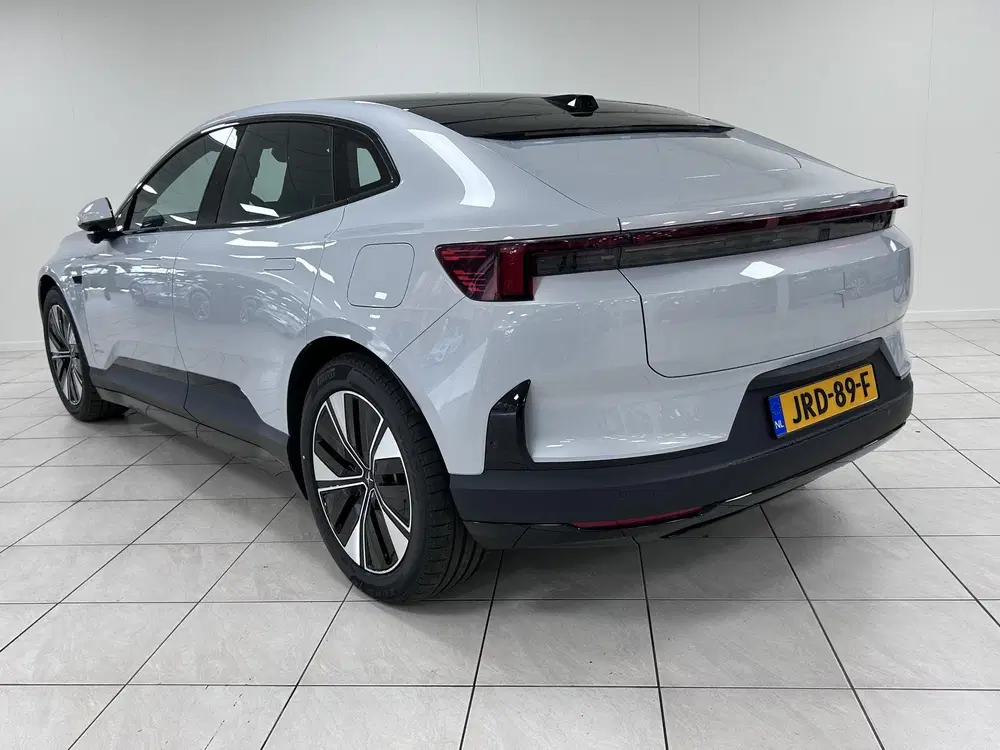 Polestar 4 Long Range Single motor 100 kWh PANORAMADA uit 2025, foto 6