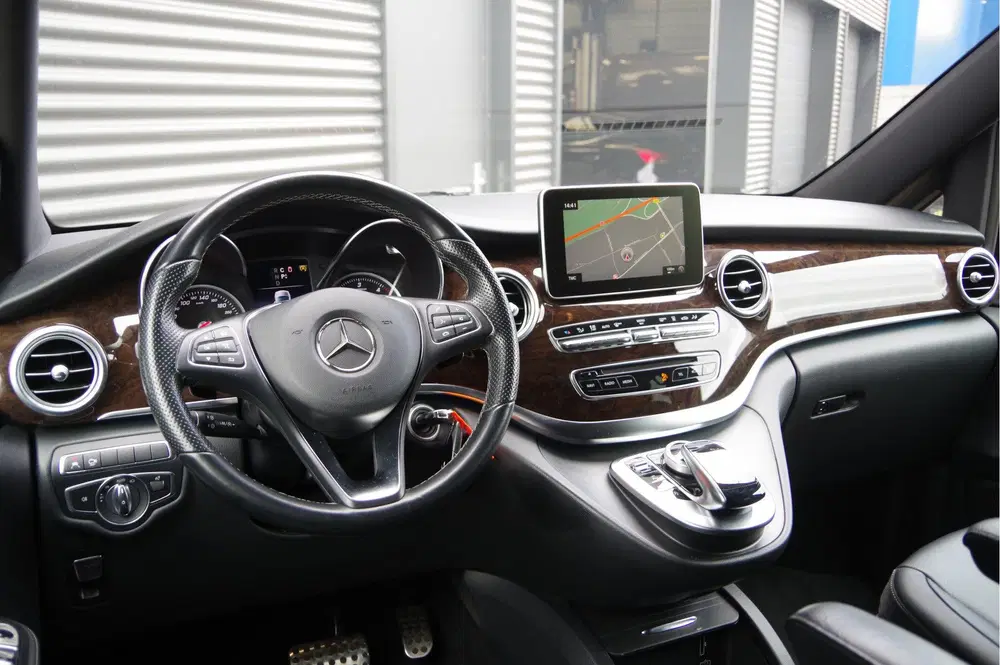 Mercedes-Benz V-Klasse 250d AMG L2 DC-5P AUT. LED uit 2019, foto 6