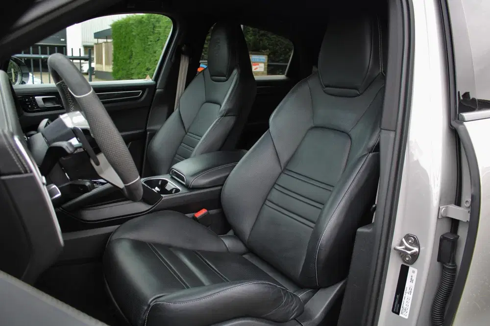 Porsche Cayenne Cayenne Coupé 3.0 E-Hybrid uit 2021, foto 10