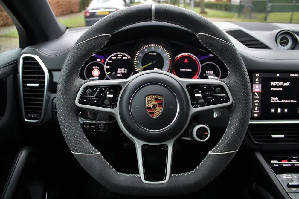 Porsche Cayenne Cayenne Coupé 3.0 E-Hybrid uit 2021, foto 9