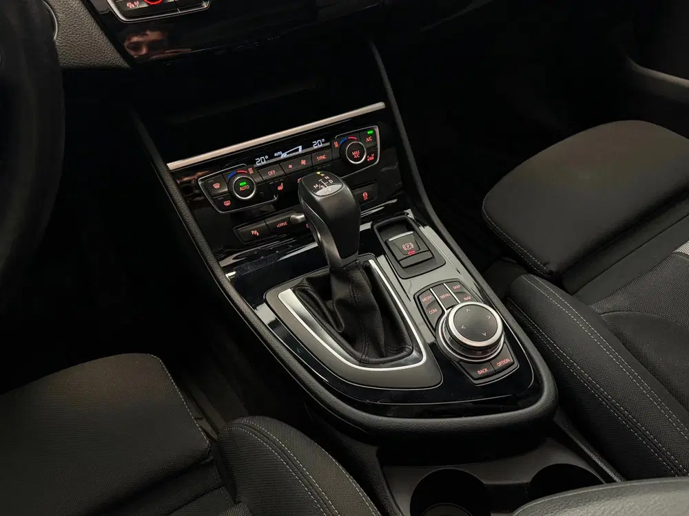 BMW 2-serie Active Tourer 225xe iPerformance High Exec uit 2020, foto 15