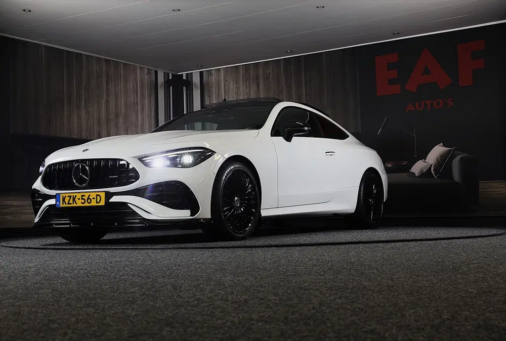 Mercedes-Benz CLE CLE Coupé 300 e AMG 53 Look uit 2025, foto 4