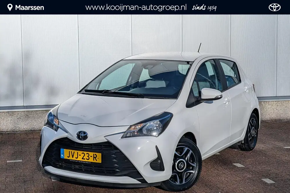 Toyota Yaris 1.5 VVT-i Design Red uit 2020