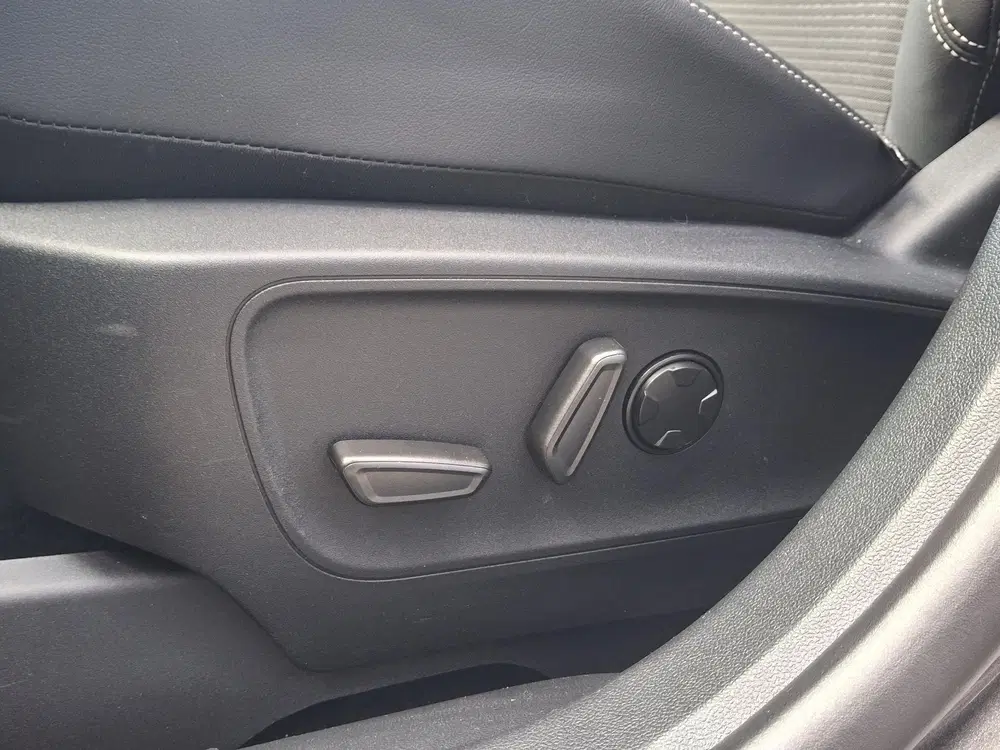Ford Kuga 2.5 PHEV Sound Edition uit 2026, foto 12