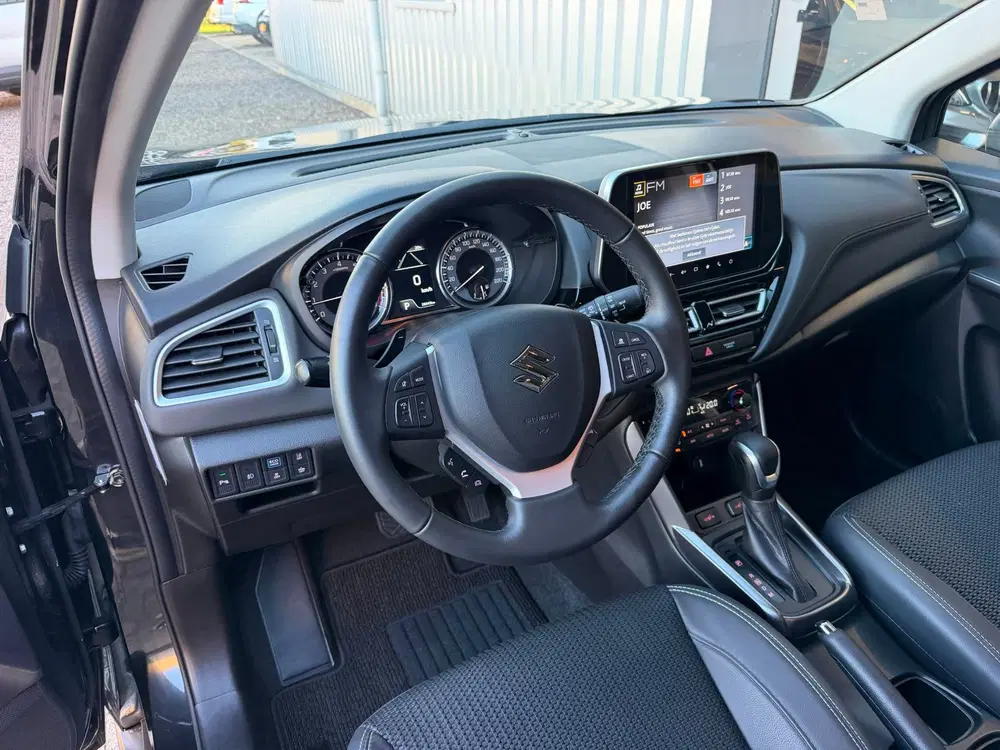 Suzuki S-Cross 1.5 Hybrid Style uit 2024, foto 15