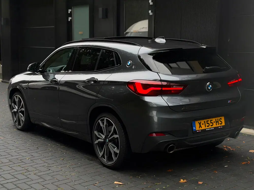 BMW X2 M35i Business Edition Plus PANO uit 2021, foto 2