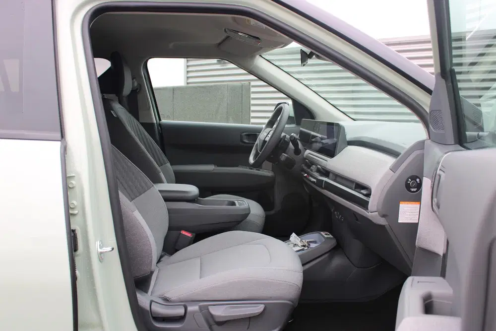 Kia EV3 Plus 81.4 kWh STOEL- & EN STUURVERWARMING uit 2025, foto 10