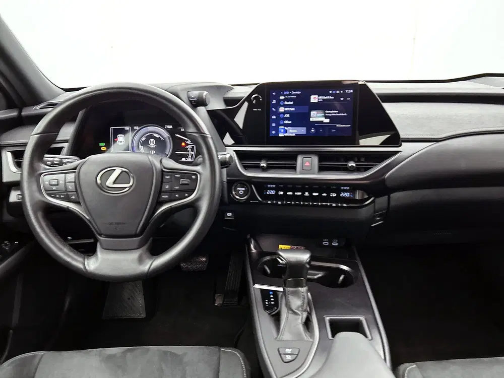 Lexus UX 250h Urban Line uit 2024, foto 4