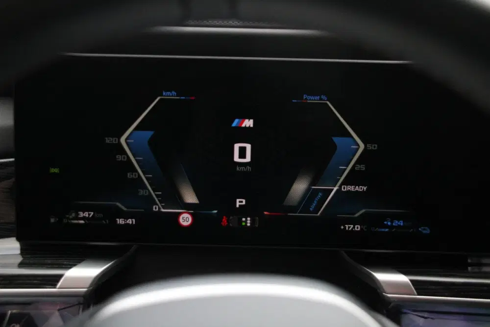 BMW 7-serie M760e xDrive M-Sport Pro uit 2023, foto 13