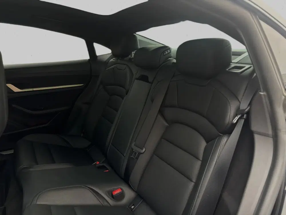 Porsche Taycan 4S Performance Plus 84 kWh (Dealer ondH uit 2021, foto 11