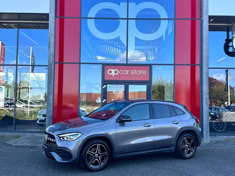 Mercedes-Benz GLA 250 e AMG Line uit 2023