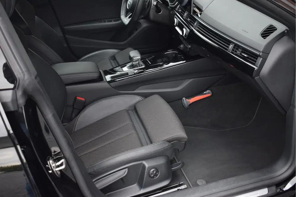 Audi A5 35 TFSI S-edition Competition uit 2021, foto 10