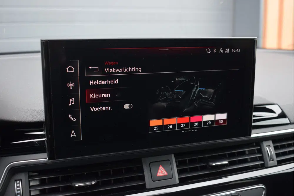 Audi A5 35 TFSI S-edition Competition uit 2021, foto 14