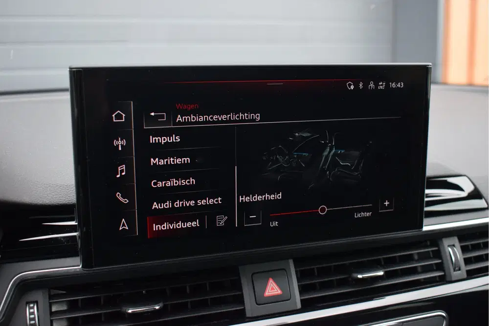 Audi A5 35 TFSI S-edition Competition uit 2021, foto 15