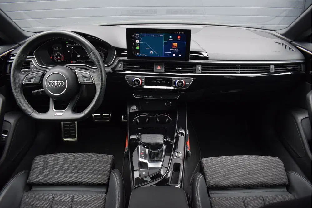 Audi A5 35 TFSI S-edition Competition uit 2021, foto 6