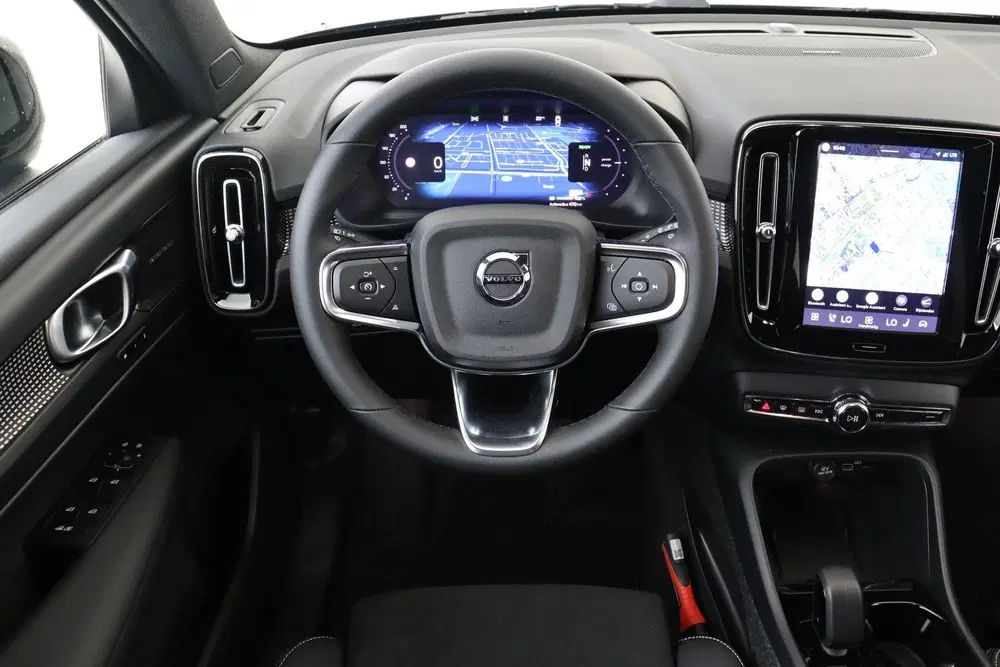 Volvo EX40 SINGLE MOTOR PLUS BLACK EDITION EUROPA 70 uit 2026, foto 2