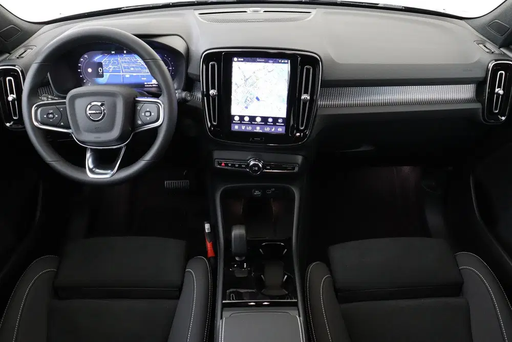 Volvo EX40 SINGLE MOTOR PLUS BLACK EDITION EUROPA 70 uit 2026, foto 4