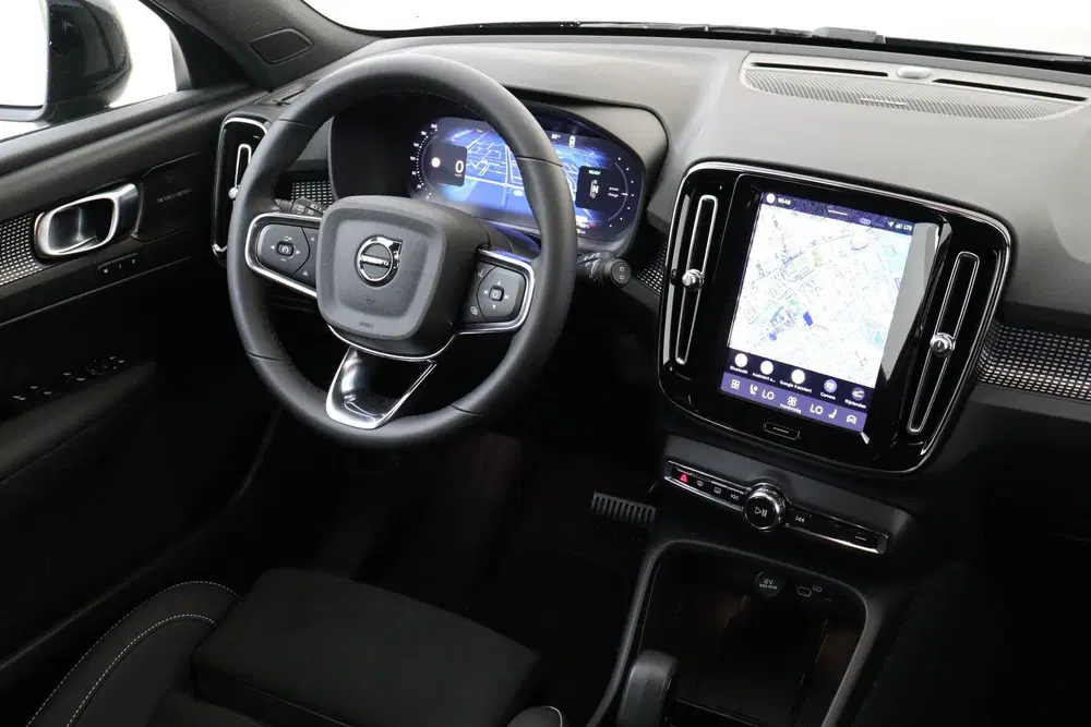 Volvo EX40 SINGLE MOTOR PLUS BLACK EDITION EUROPA 70 uit 2026, foto 6