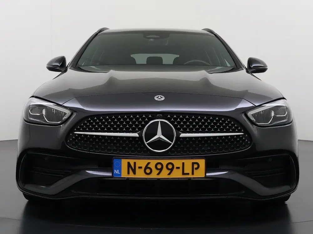 Mercedes-Benz C-Klasse 200 Launch Edition AMG Line uit 2021, foto 11