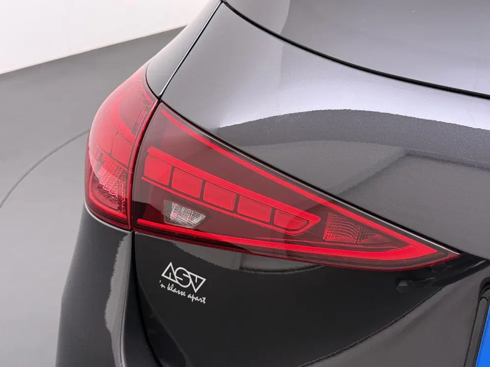 Mercedes-Benz C-Klasse 200 Launch Edition AMG Line uit 2021, foto 15