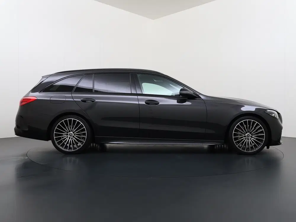 Mercedes-Benz C-Klasse 200 Launch Edition AMG Line uit 2021, foto 9
