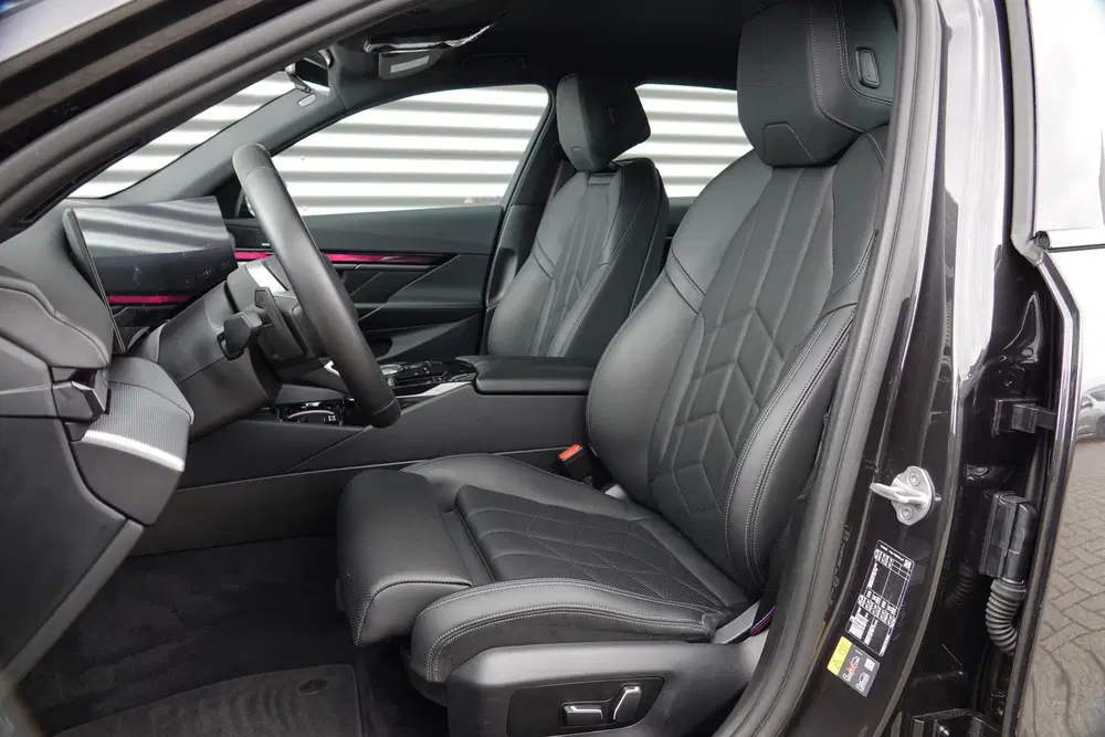 BMW i5 eDrive40 84 kWh uit 2024, foto 4
