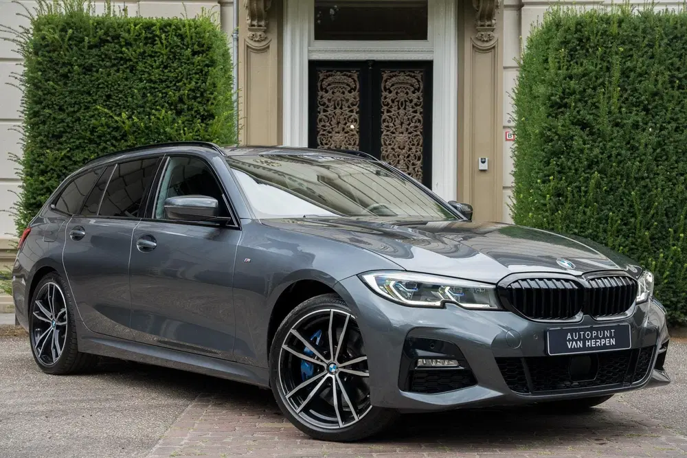 BMW 3-serie 330e xDrive M-Sport TREKHAAK uit 2021, foto 6