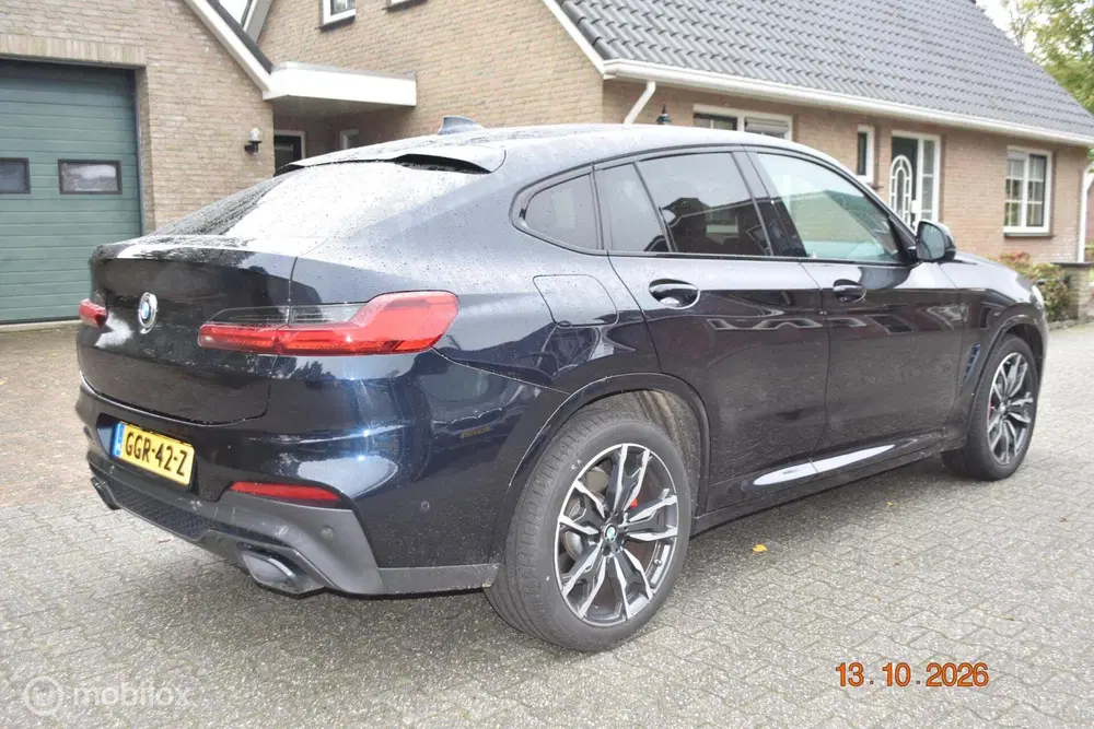 BMW X4 M40d High Executive uit 2021, foto 4