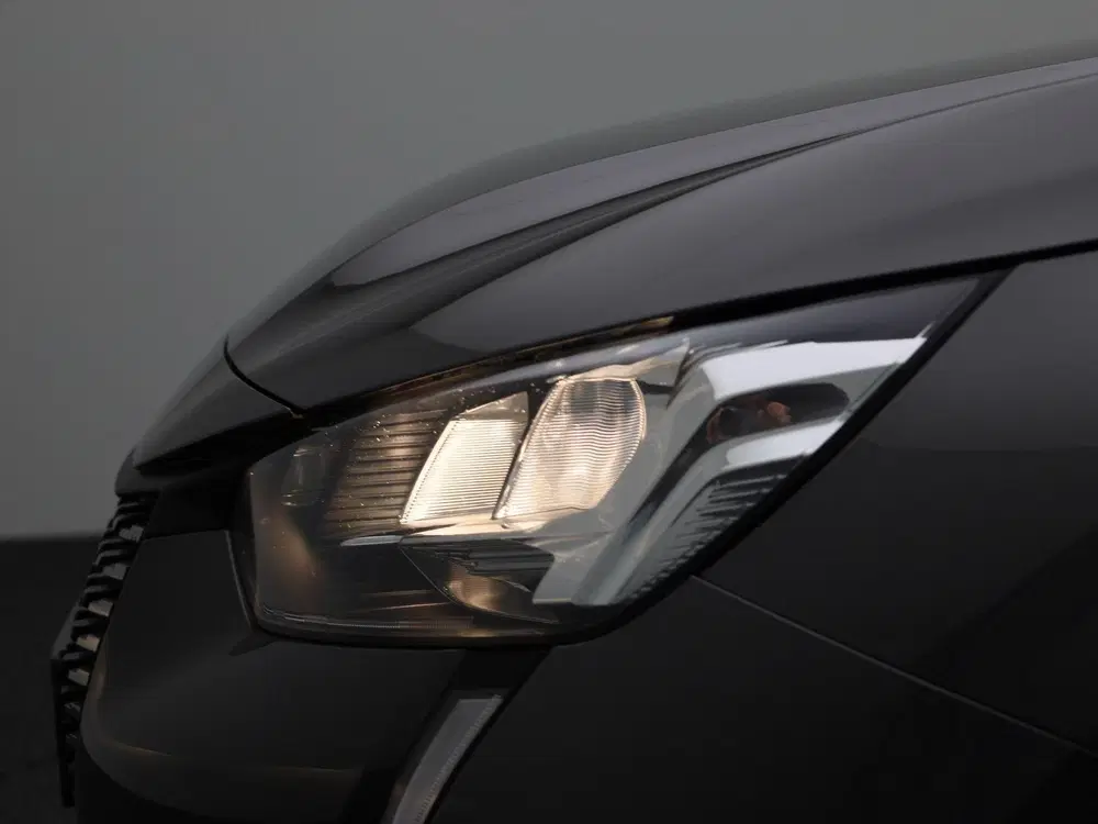 Peugeot 208 1.2 Active Airco luxe uit 2023, foto 15