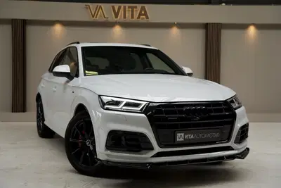 Audi Q5 55 TFSI e quattro Competition full uit 2020