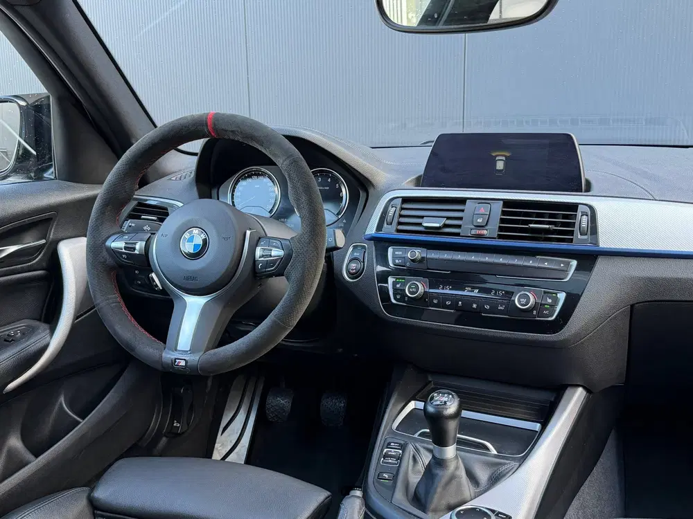 BMW 1-serie 118i M Sport Edition Pano uit 2019, foto 2