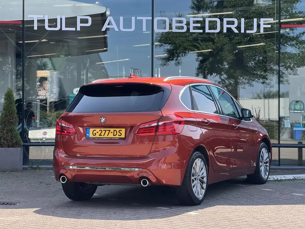 BMW 2-serie Active Tourer 220i High Executive Edition uit 2019, foto 13