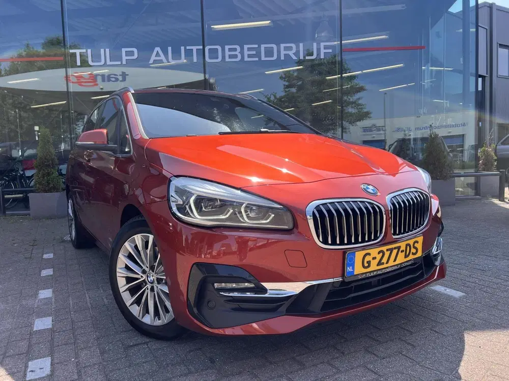 BMW 2-serie Active Tourer 220i High Executive Edition uit 2019, foto 4
