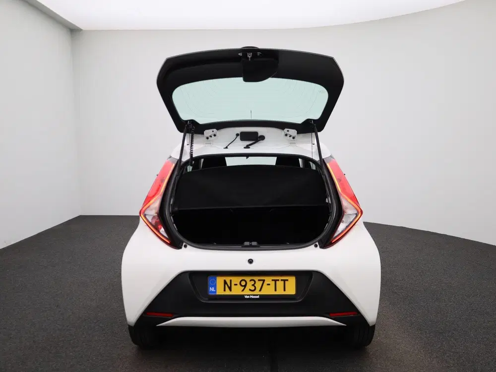 Toyota Aygo 1.0 VVT-i x-fun uit 2022, foto 11