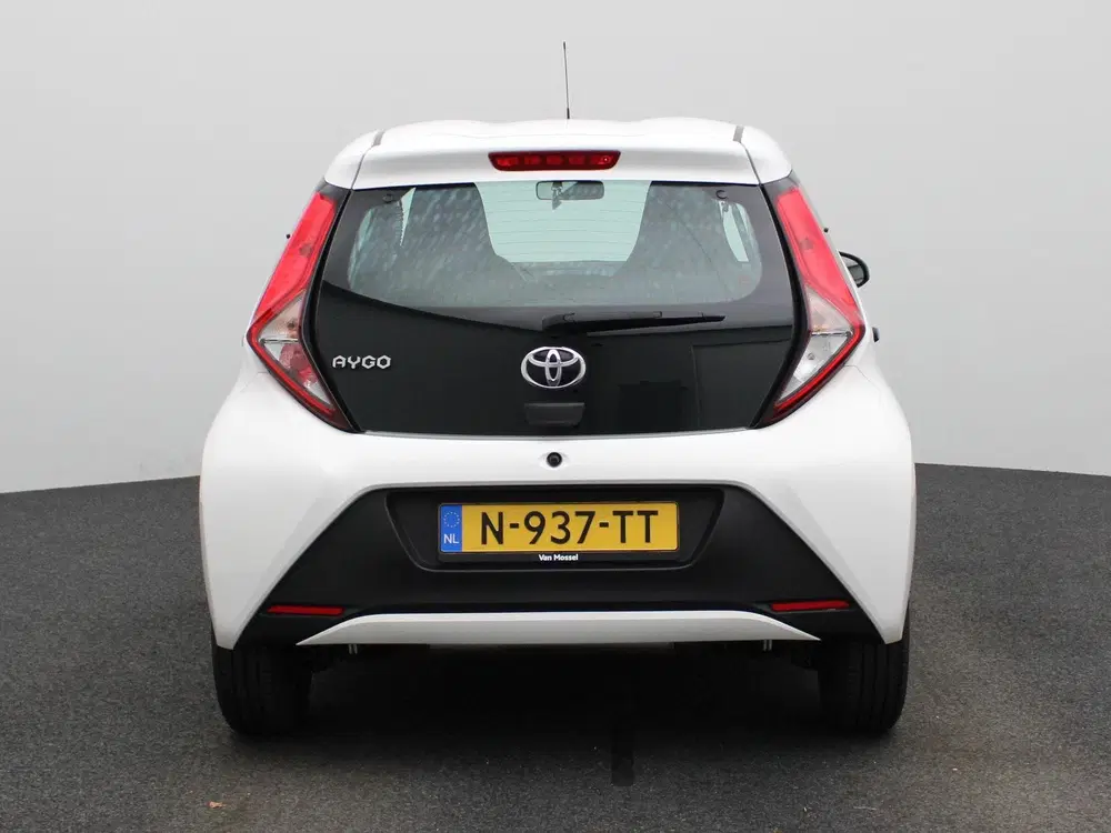 Toyota Aygo 1.0 VVT-i x-fun uit 2022, foto 5