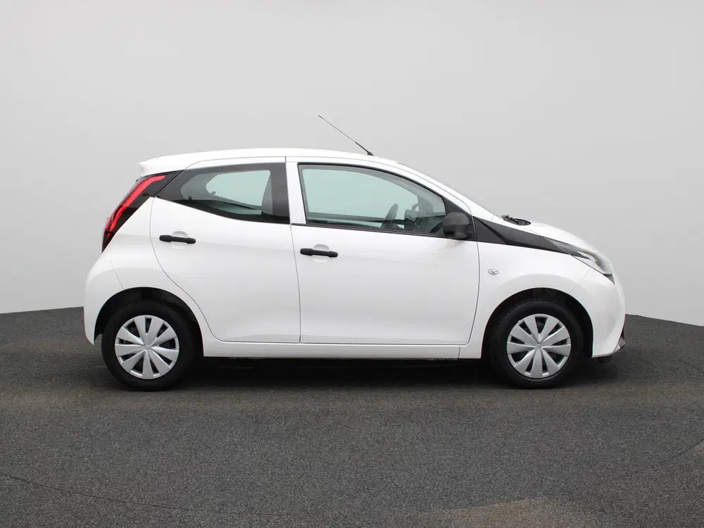 Toyota Aygo 1.0 VVT-i x-fun uit 2022, foto 6